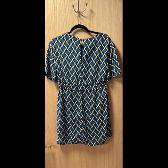 Womens Size Small Dress - Picture 4 of 5
